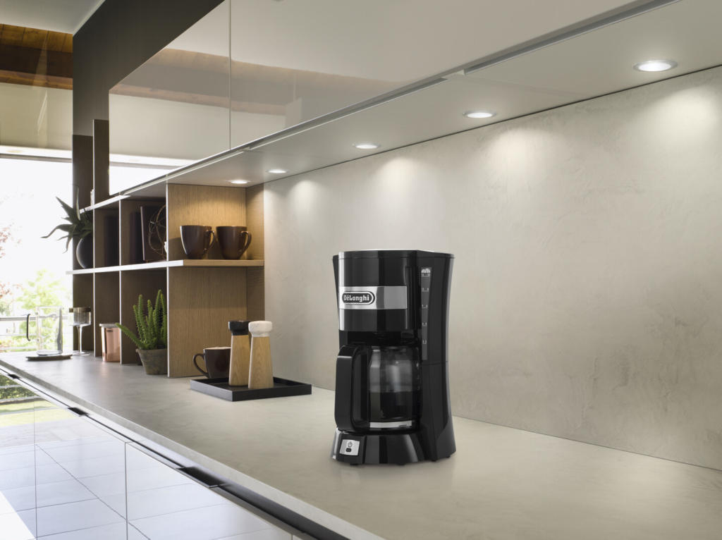 เครื่องชงกาแฟดริป Drip Coffee ICM 15210.1 De'Longhi ไทย