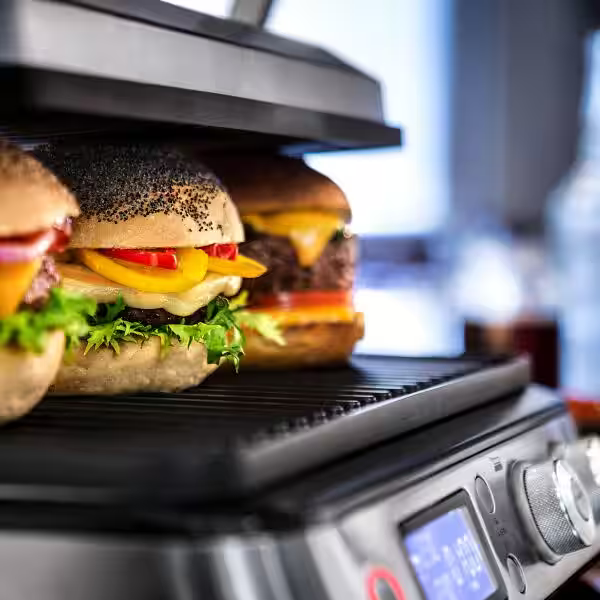 Contact Grill CGH1030D