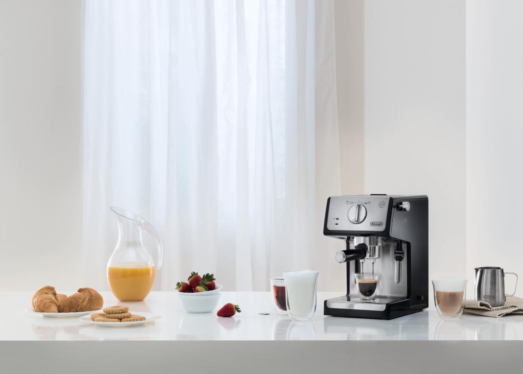 เครื่องชงกาแฟเอสเพรสโซ่ Active Line ECP35.31 | De’Longhi